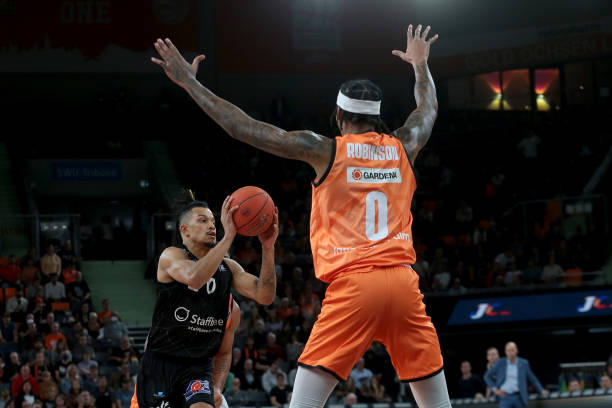 通过数据分 通过数据分